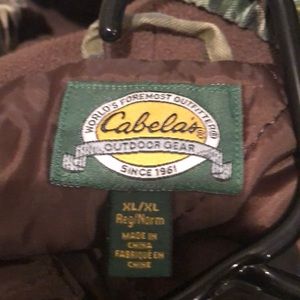 Boys hooded cabelas camo jacket